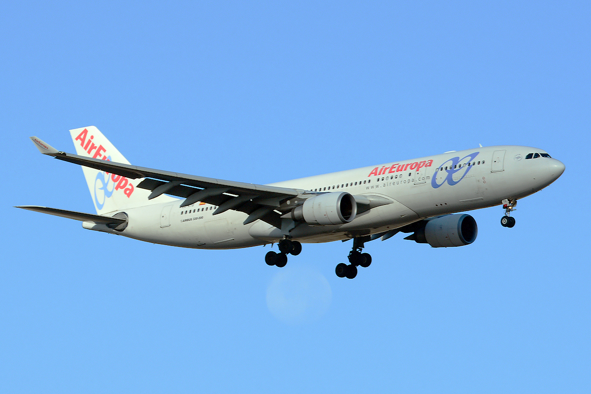 EC-KTG (950) 2008 Airbus A330-202
