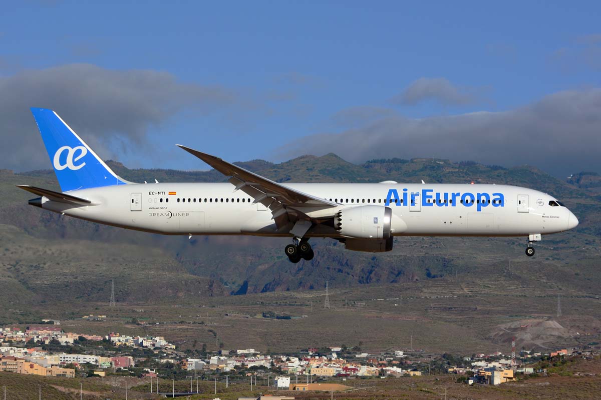 EC-MTI (62129) 2018 Boeing 787-9 Dreamliner