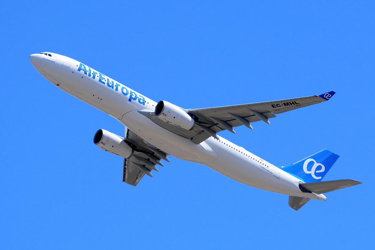EC-MHL (1574) 2014 Airbus A330-343