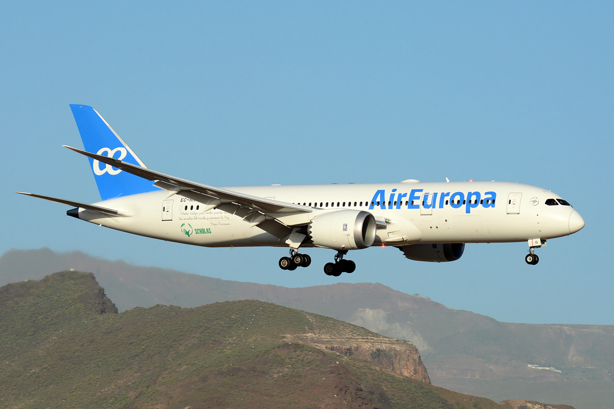 EC-MIG (cn 36412) Boeing 787-8