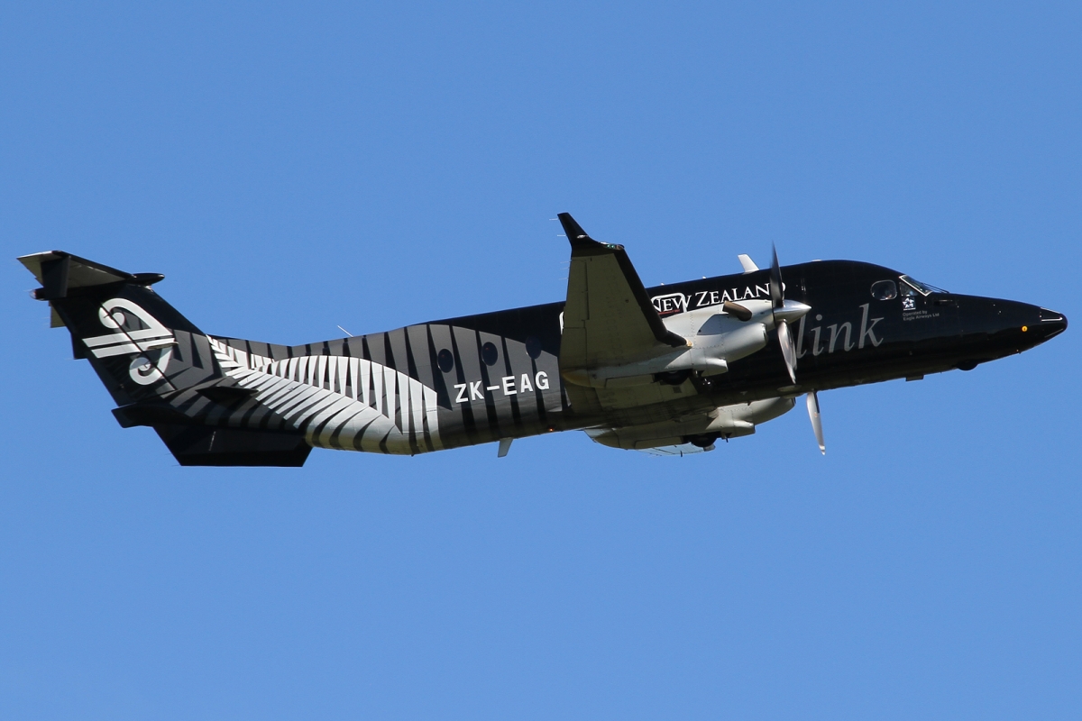 ZK-EAG, (cn UE-430),  Beechcraft 1900D