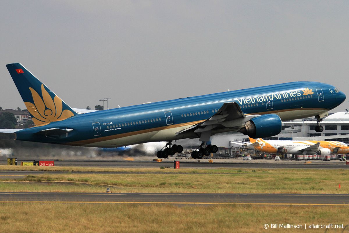 VN-A146 (33505) 2004 Boeing 777-26K(ER)