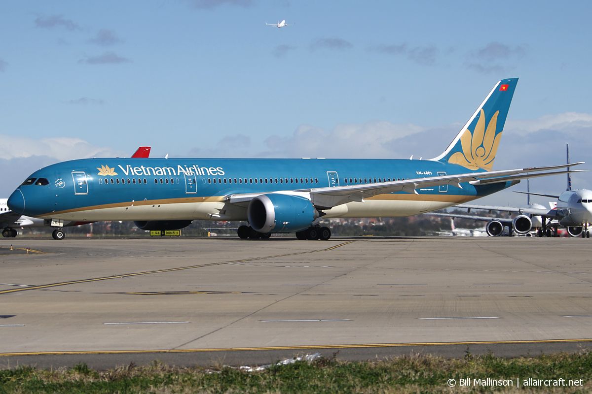 VN-A861 (35151) 2015 Boeing 787-9 Dreamliner