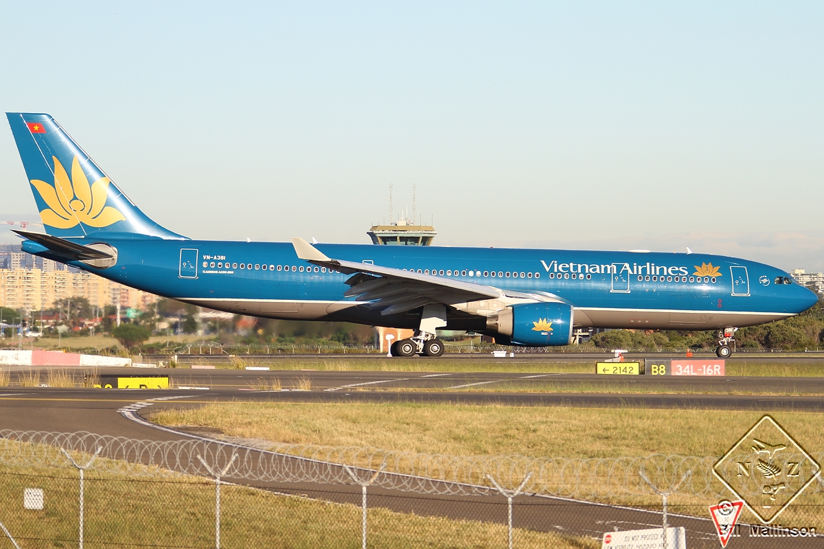 VN-A381 (1266) 2011 Airbus A330-223