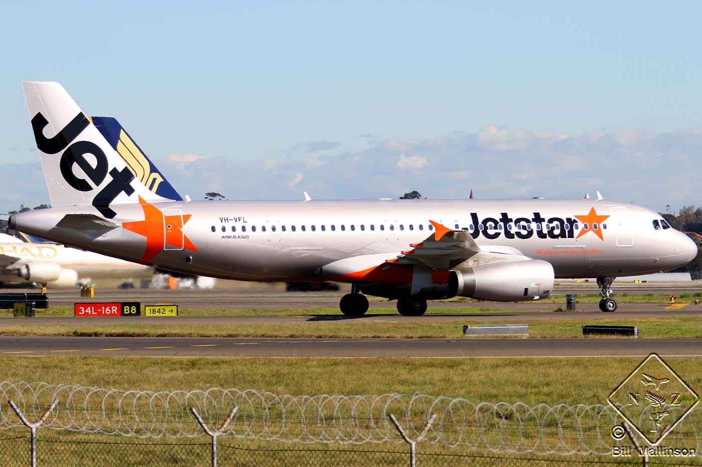 VH-VFL (5489) 2013 Airbus A320-232