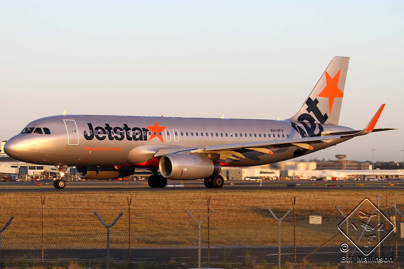 VH-VFV (5858) 2013 Airbus A320-232(WL)