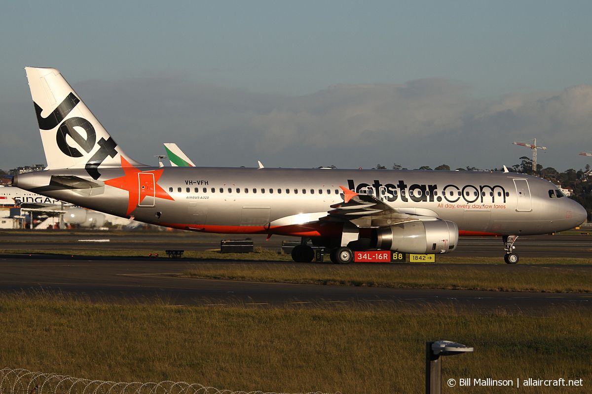 VH-VFH (5211) 2012 Airbus A320-232