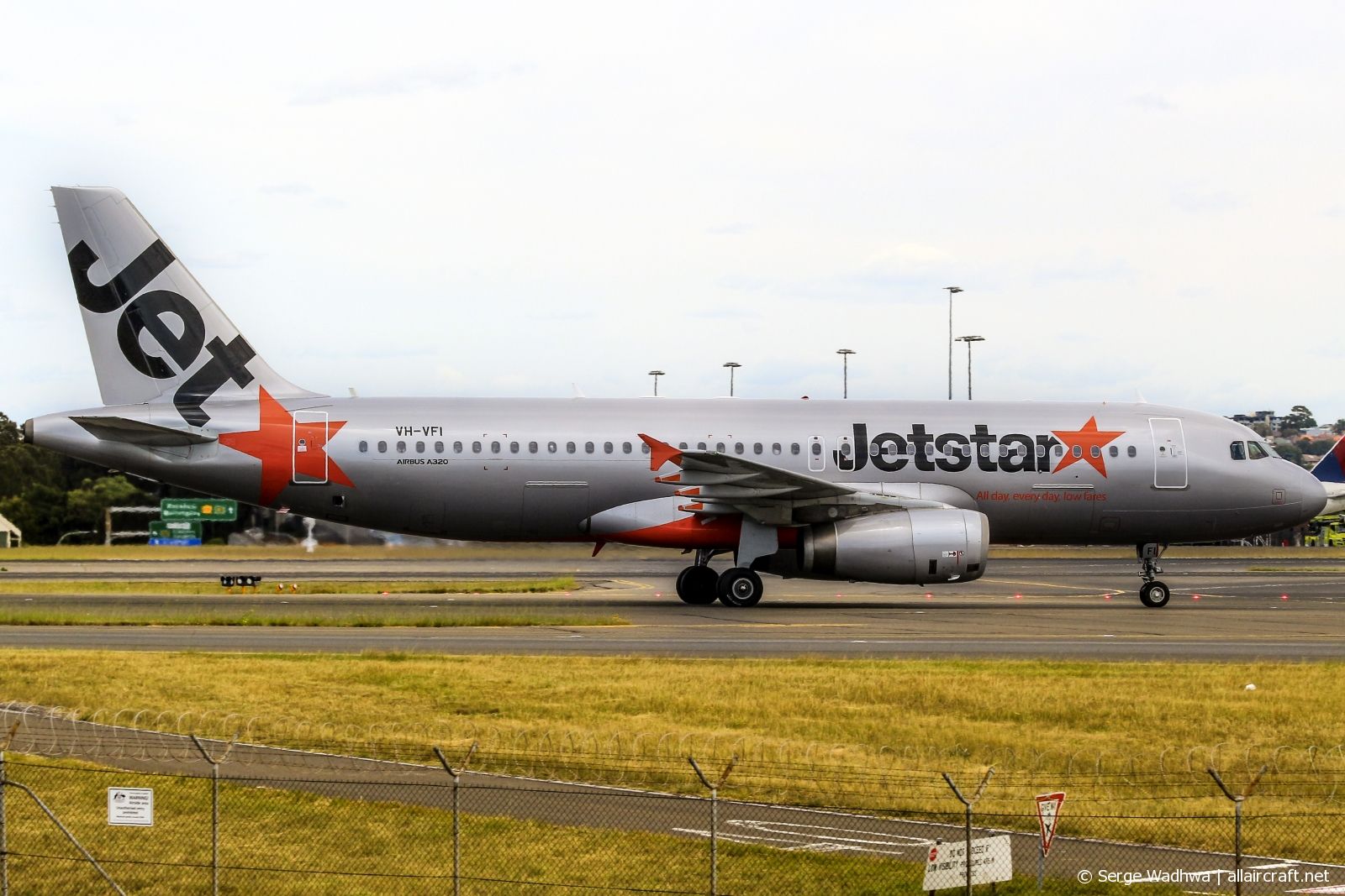 VH-VFI (5270) 2012 Airbus A320-232