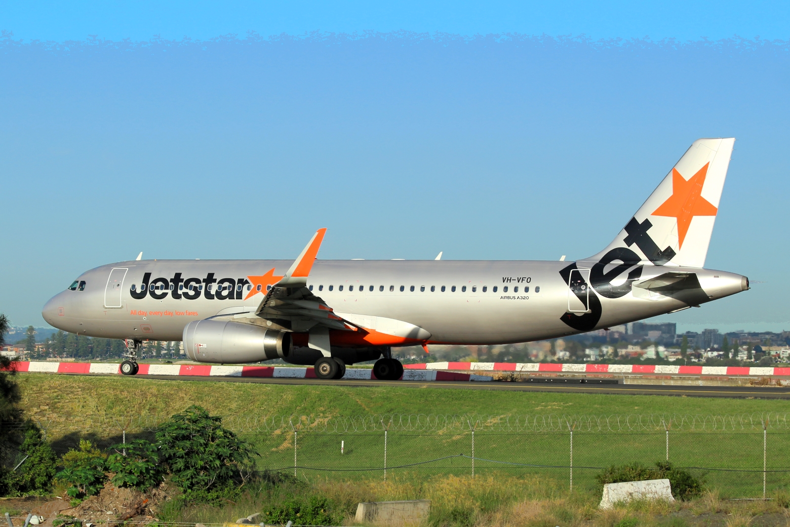VH-VFO (5631) 2013 Airbus A320-232(WL)