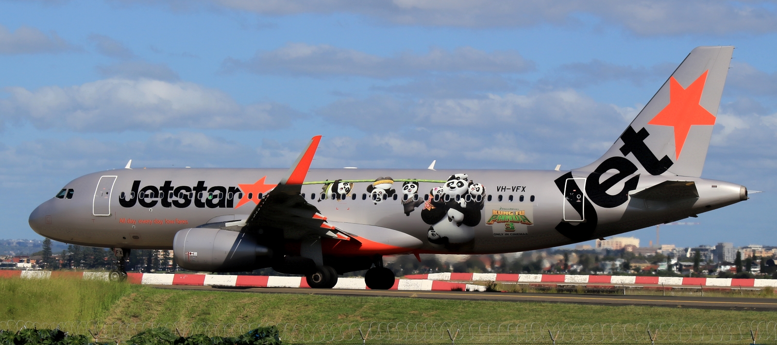 VH-VFX (5871) 2013 Airbus A320-232
