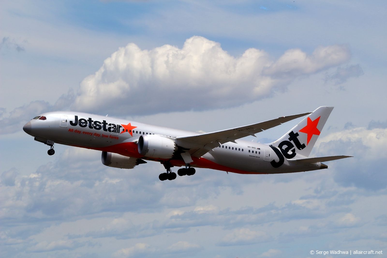 VH-VKG (36232) 2014 Boeing 787-8 Dreamliner