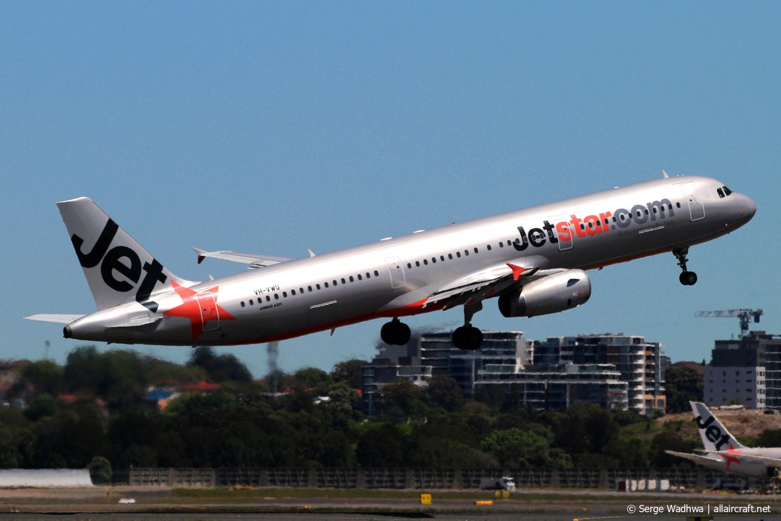 VH-VWU (3948) 2009 Airbus A321-231