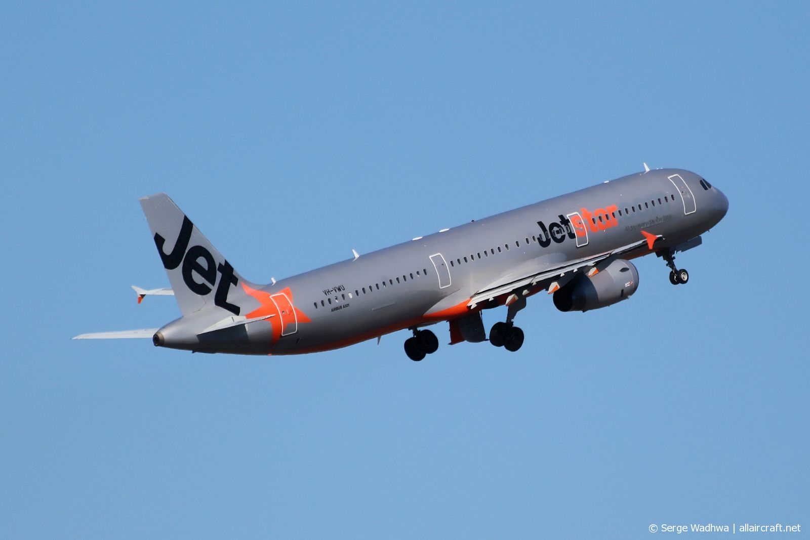 VH-VWU (3948) 2009 Airbus A321-231