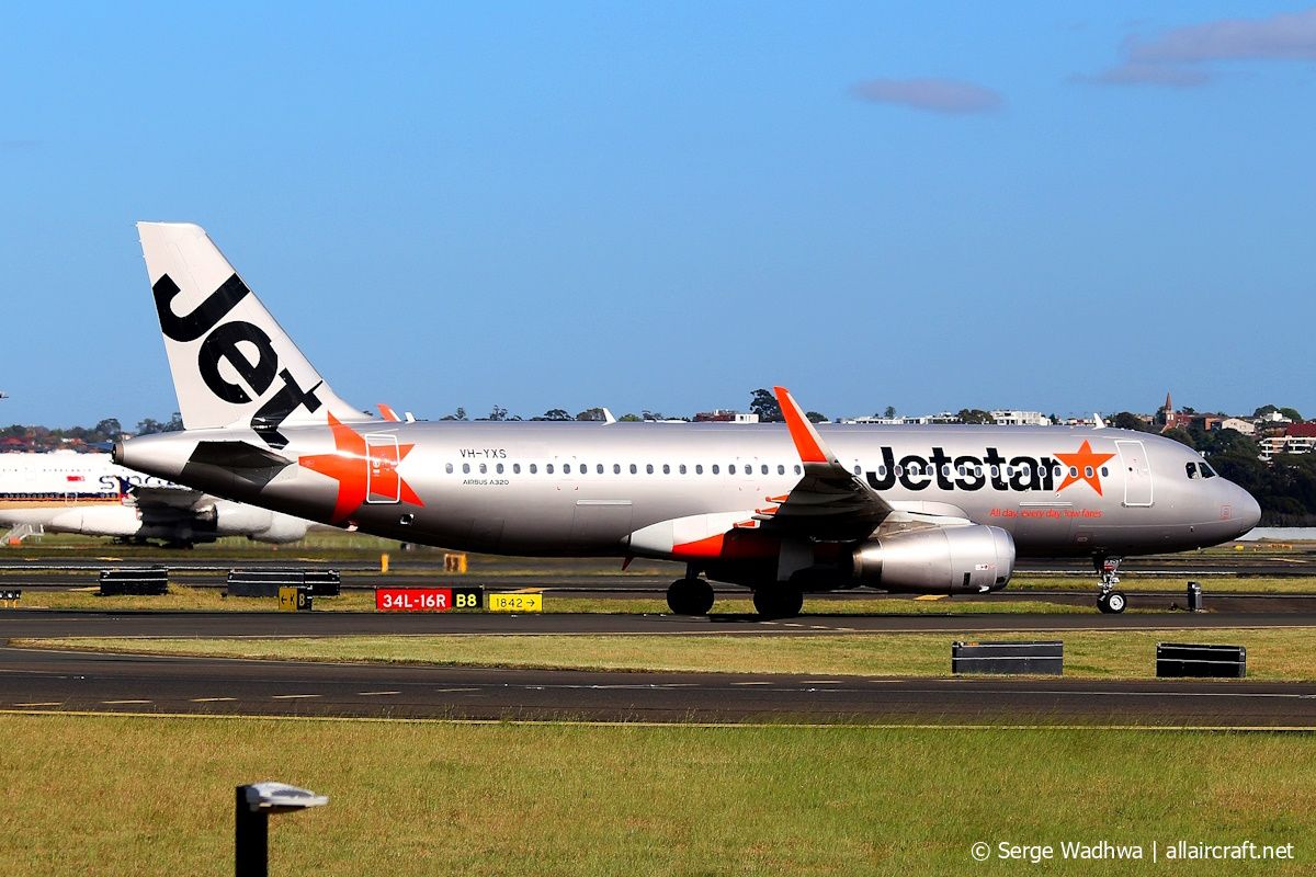 VH-YXS (5732) 2013 Airbus A320-232(WL)