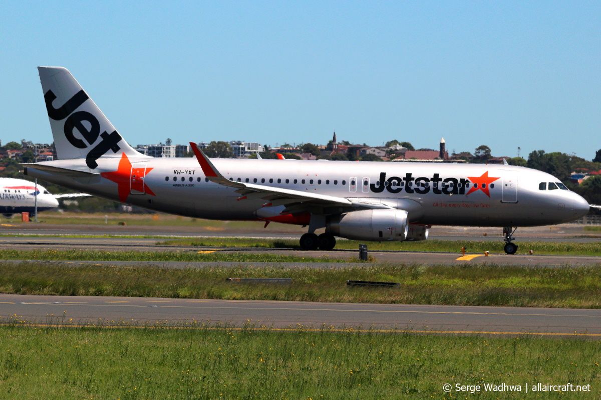 VH-YXT (5940) 2014 Airbus A320-232(WL)