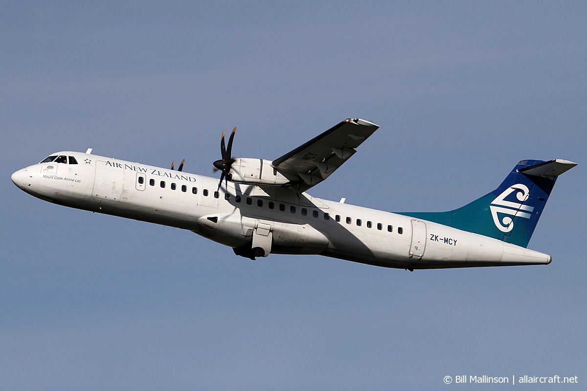 ZK-MCY (703) 2003 ATR-72-500