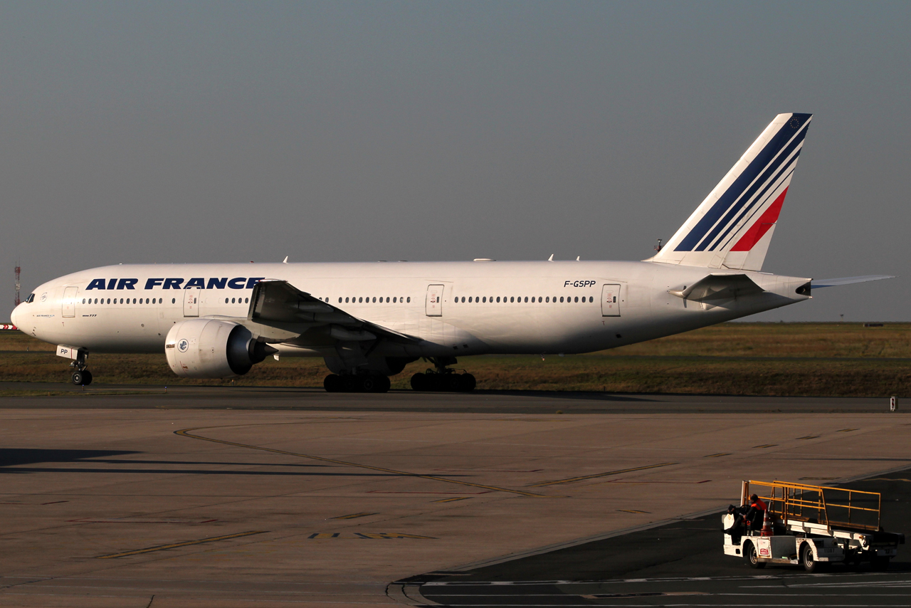 F-GSPP (cn 30615) Boeing 777-228ER