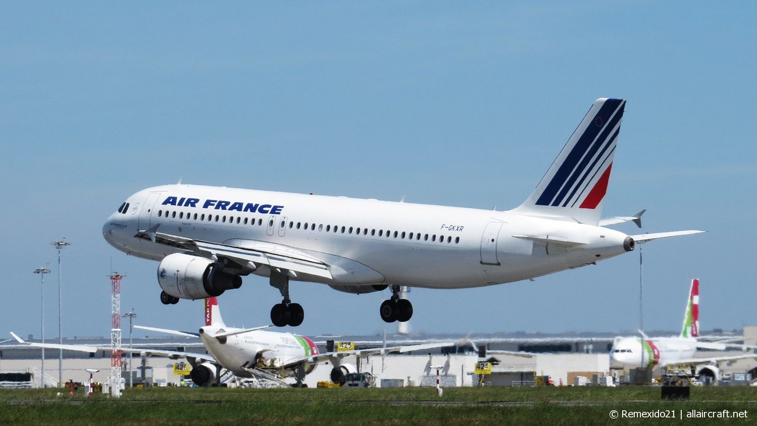 F-GKXR (3795) 2009 Airbus A320-214