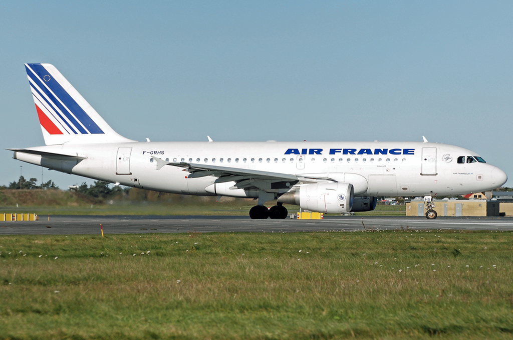 F-GRHS (1444) 2001 Airbus A319-111