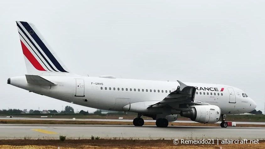 F-GRHS (1444) 2001 Airbus A319-111