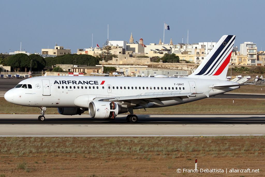 F-GRHT (1449) 2001 Airbus A319-111
