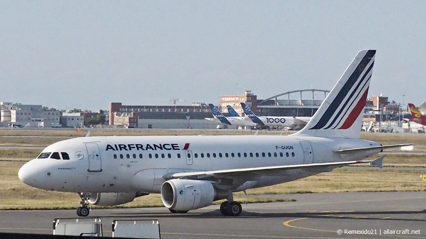 F-GUGN (2918) 2006 Airbus A318-111