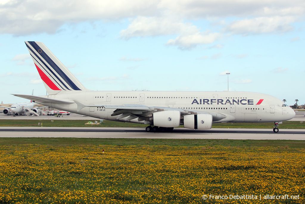 F-HPJC (043) 2009 Airbus A380-861