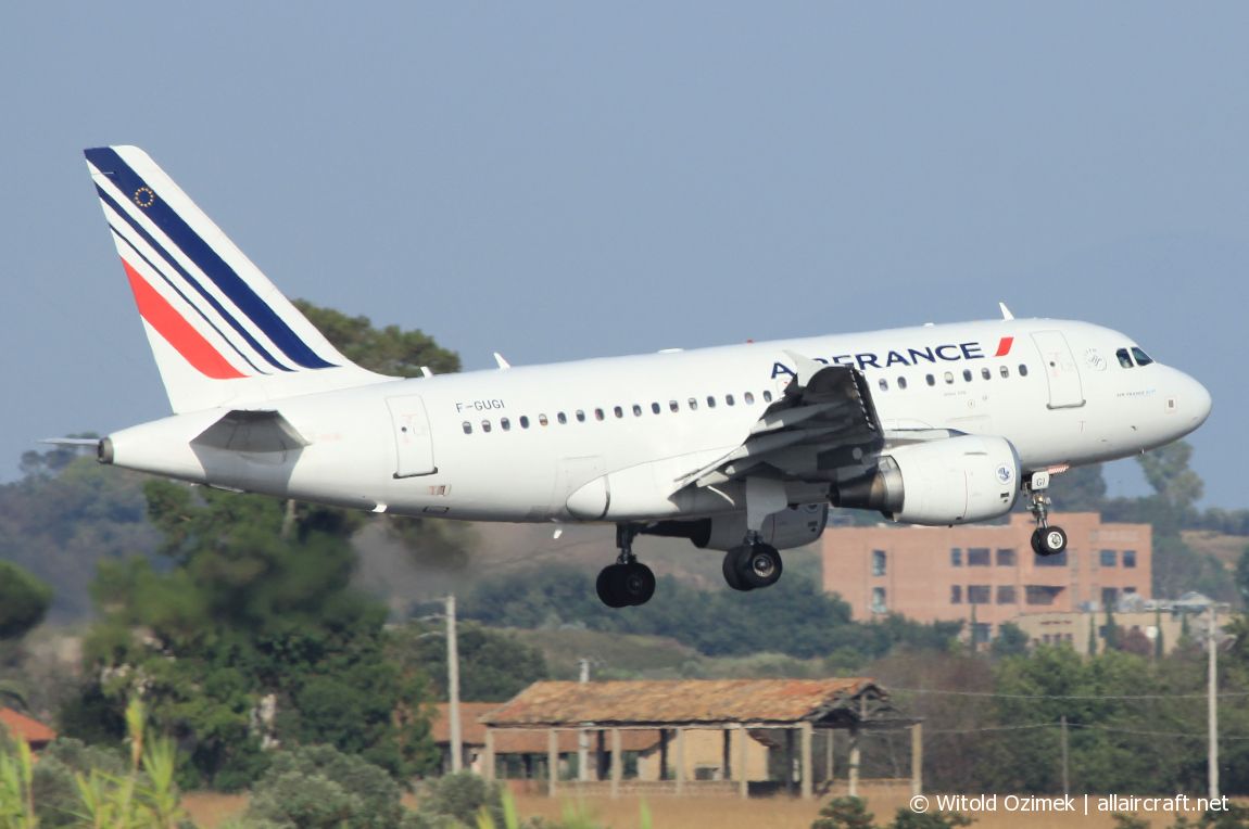 F-GUGI (2350) 2004 Airbus A318-111