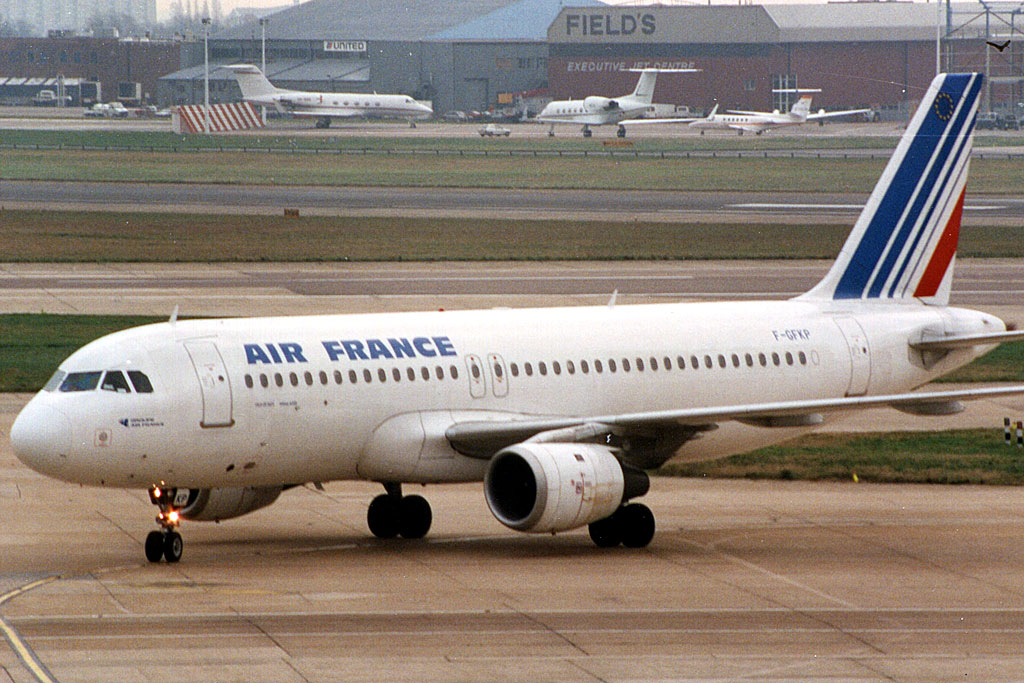 F-GFKP (133) 1990 Airbus A320-211