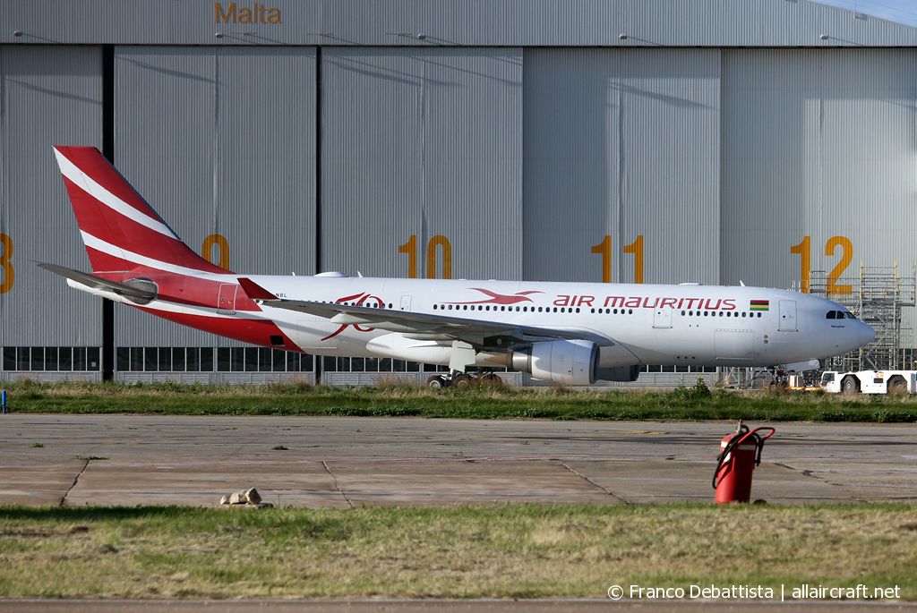 3B-NBL (cn 1057) Airbus A330-202