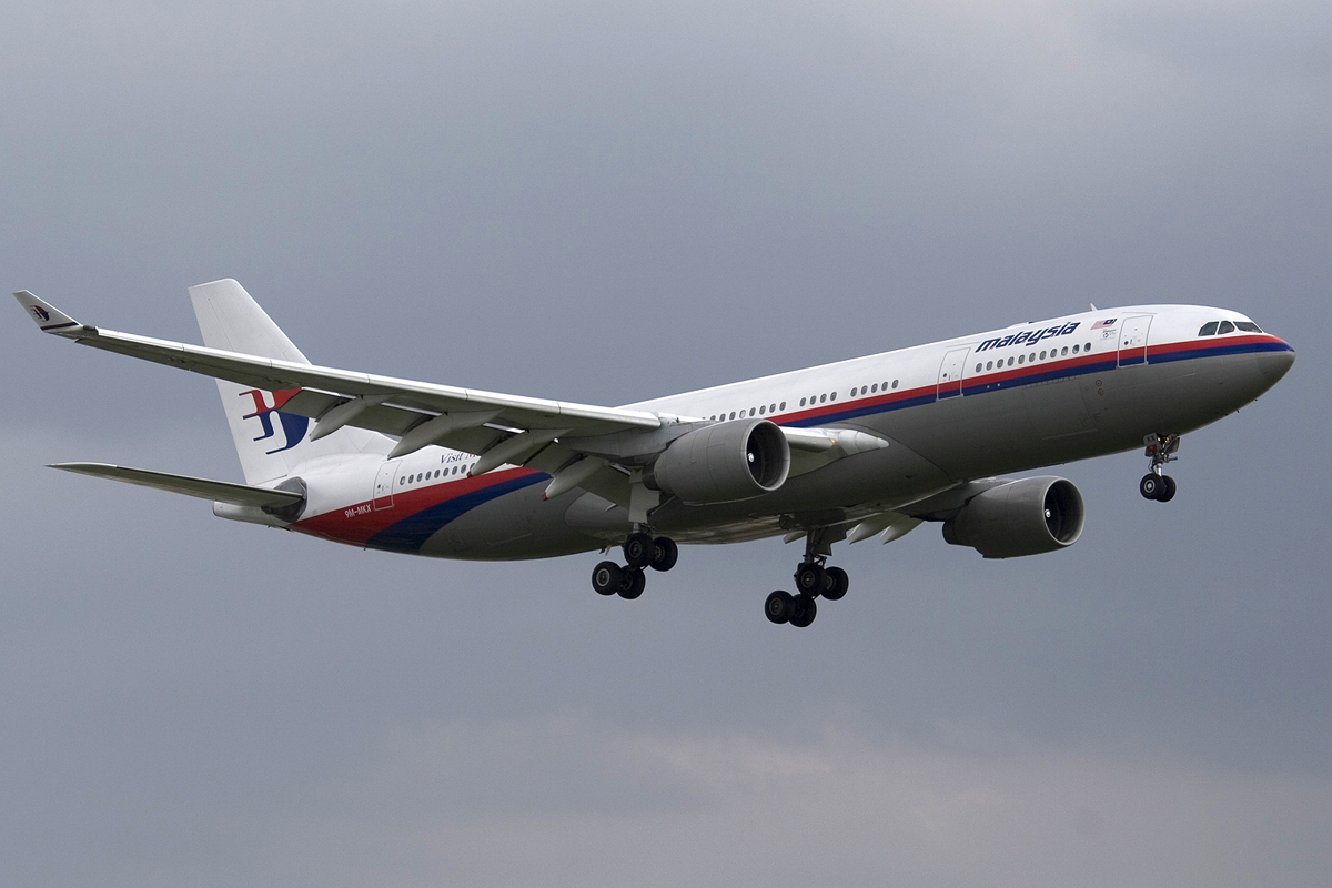 9M-MKX (290) 1999 Airbus A330-223