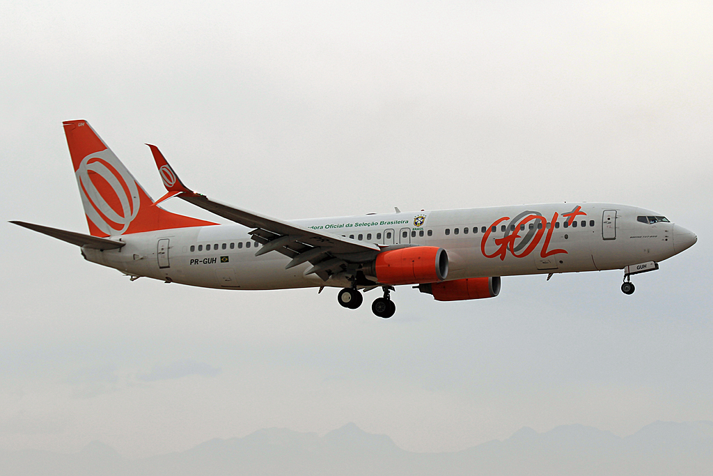 PR-GUH (cn 35843) Boeing 737-8EH(WL)