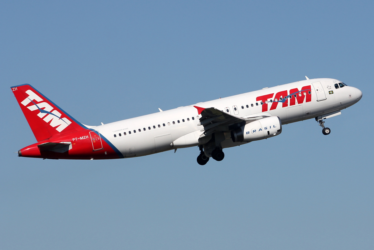 PT-MZH, (cn 1158), Airbus A320-232