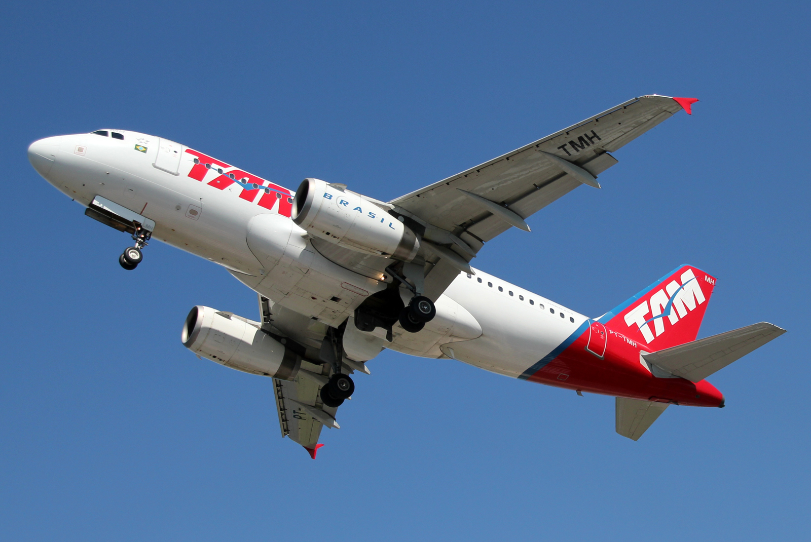 PT-TMH, (cn 2784), Airbus A319-132