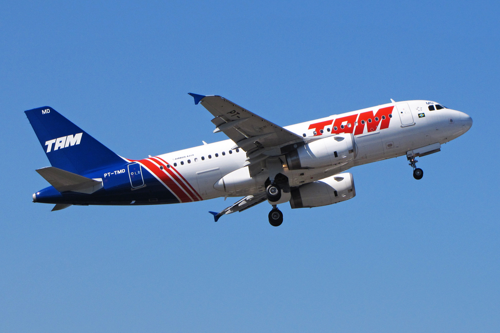 PT-TMD, (cn 4192), Airbus A319-132