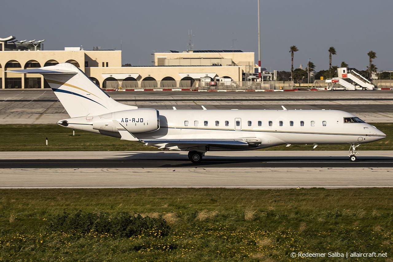 A6-RJD (9621) 2014 Bombardier Global 5000