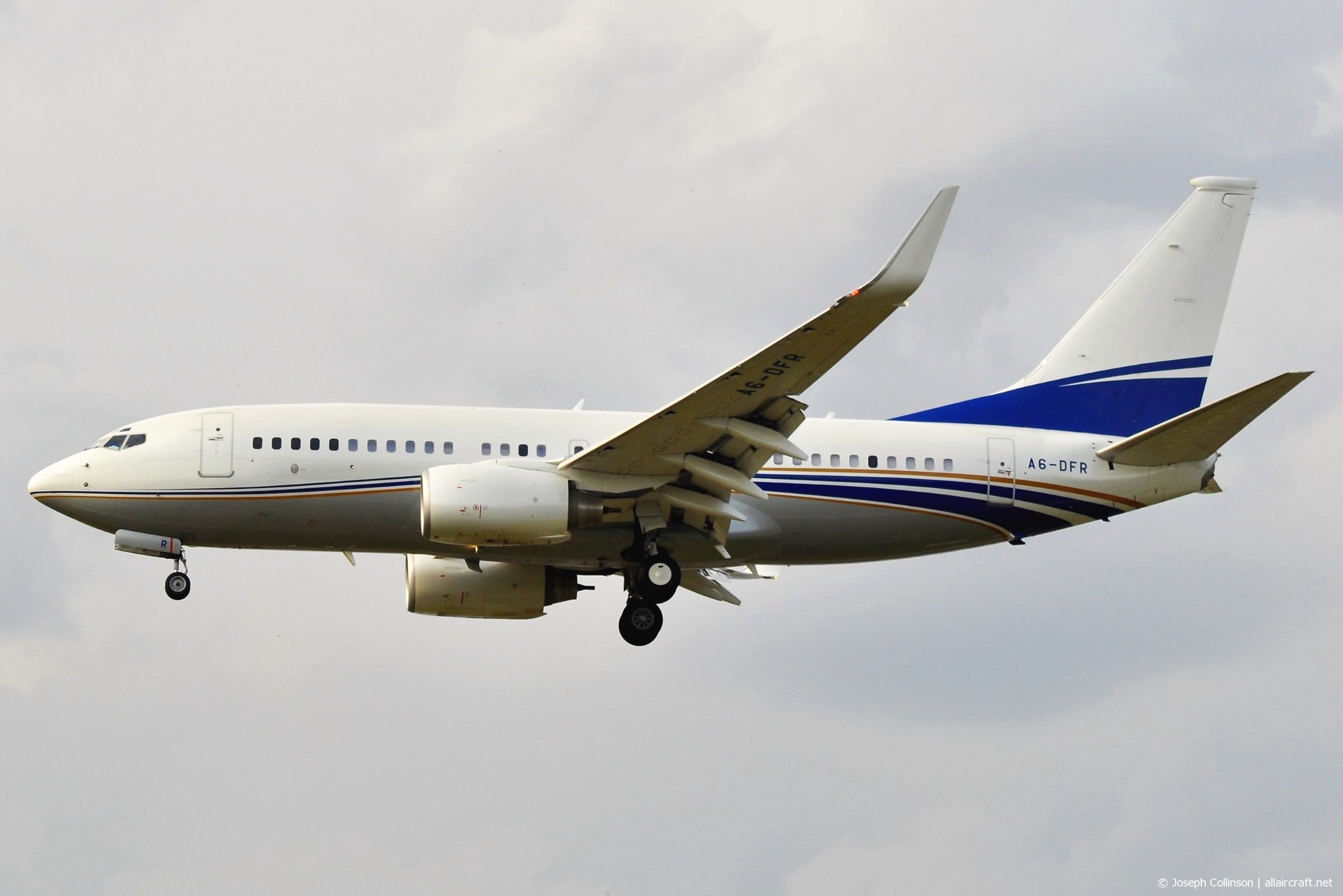A6-DFR (30884) 2000 Boeing 737-7BC(WL) BBJ
