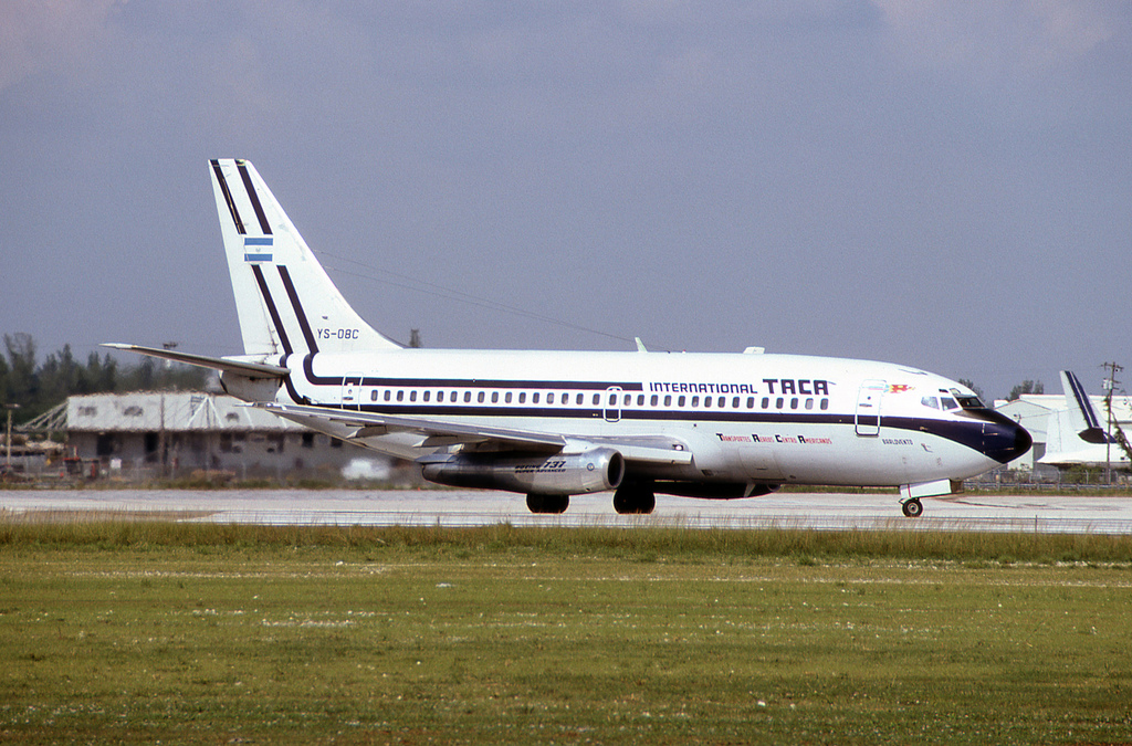 YS-08C, (cn 21599/514), Boeing 737-2A1/Adv