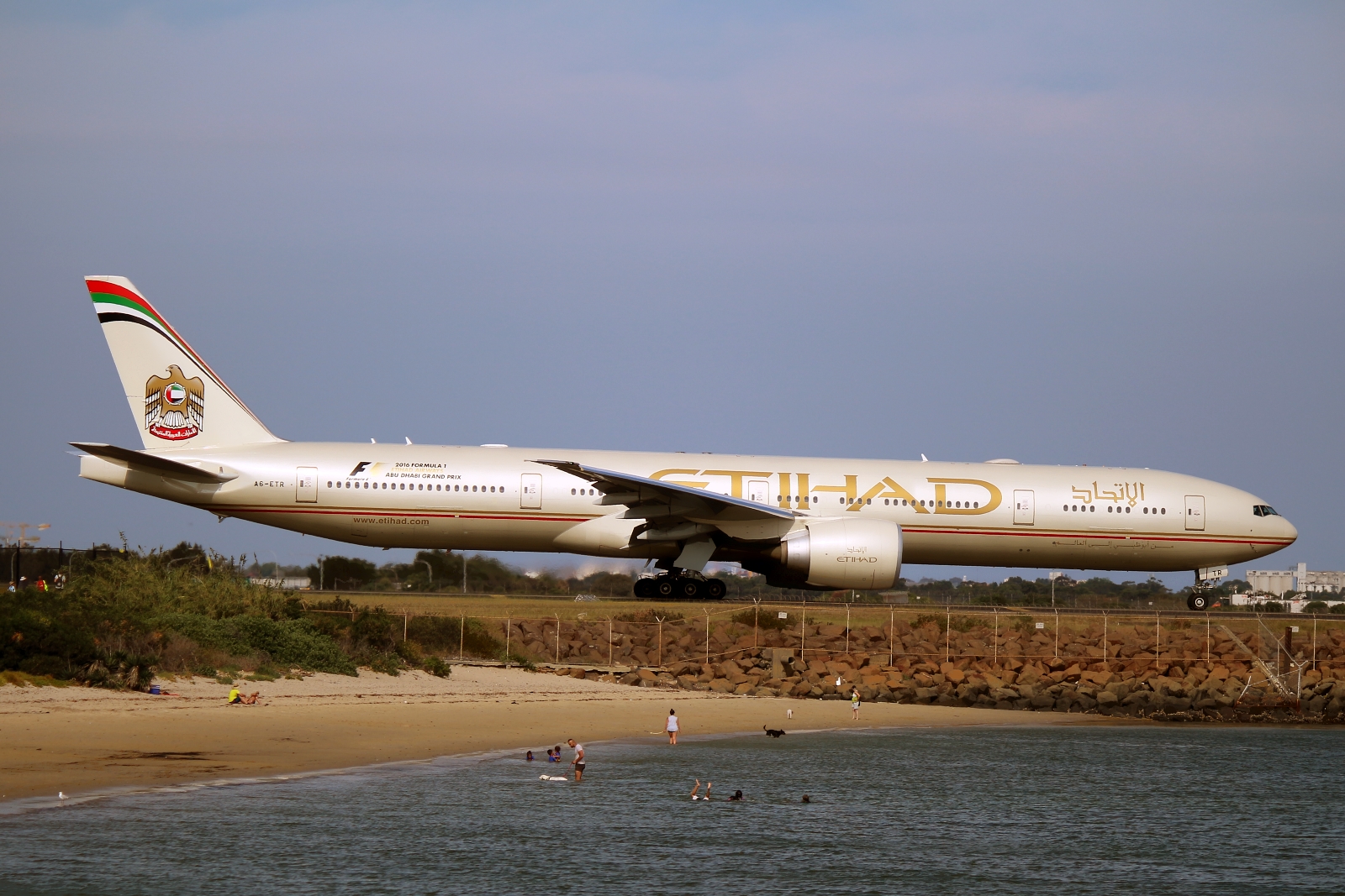 A6-ETR (41701) 2013 Boeing 777-3FX/ER