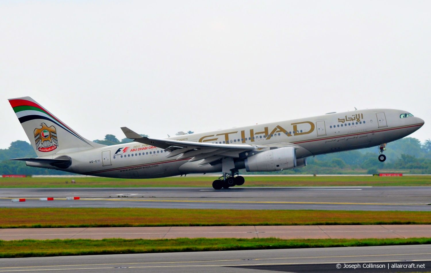 A6-EYI (730) 2006 Airbus A330-243