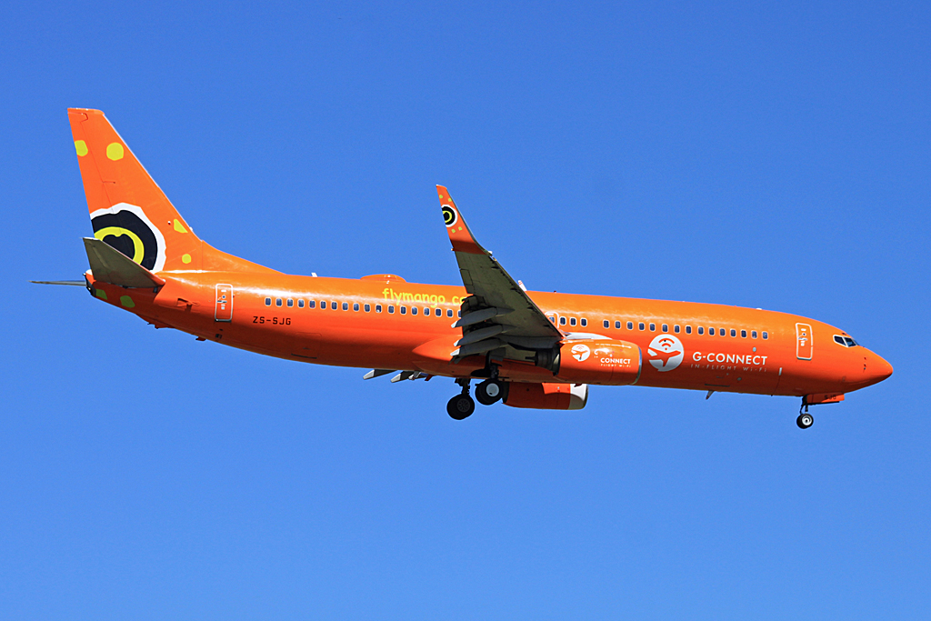 ZS-SJG (32353) 2000 Boeing 737-8BGWL