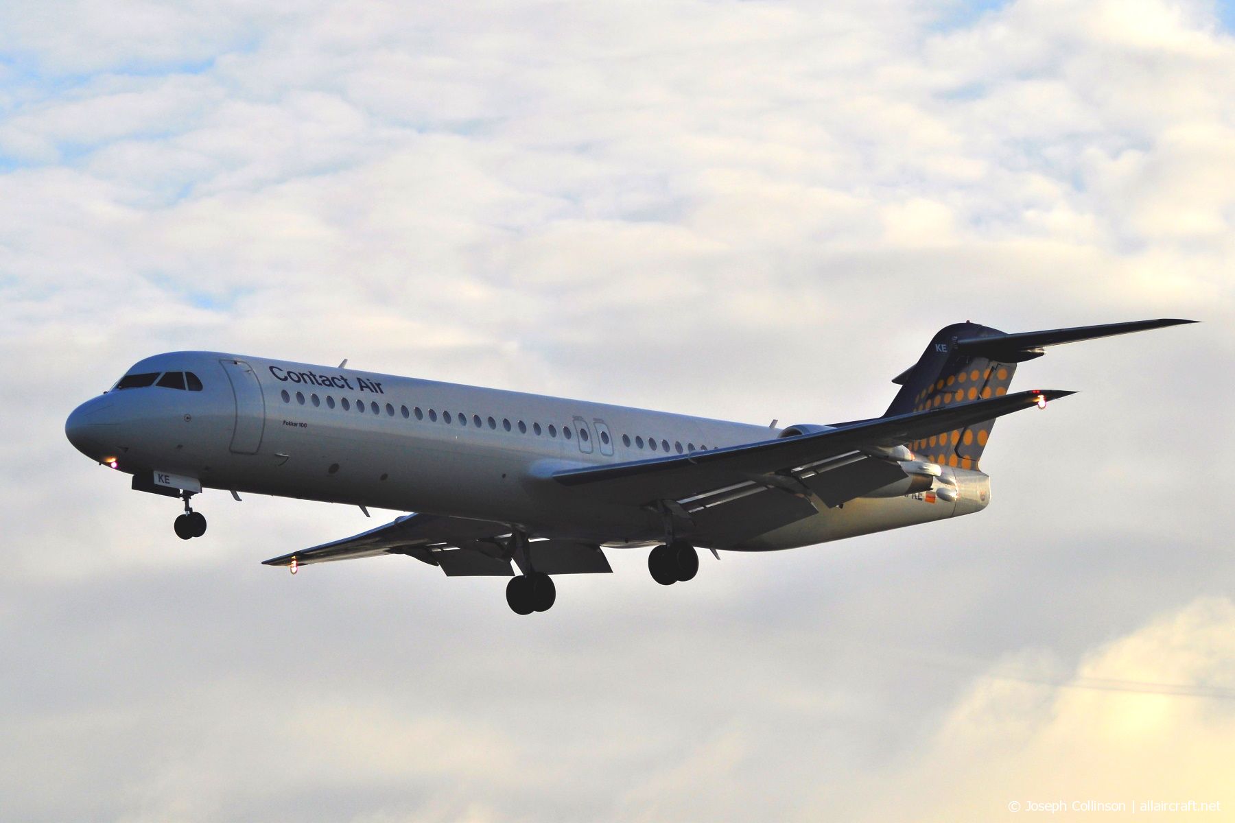 D-AFKE (11505) 1995 Fokker 100