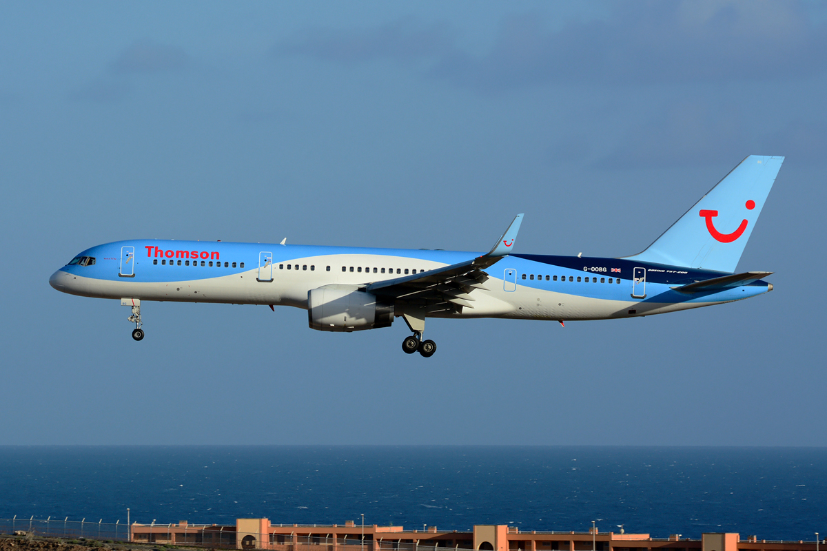 G-OOBG (29942) Boeing 757-236(WL)