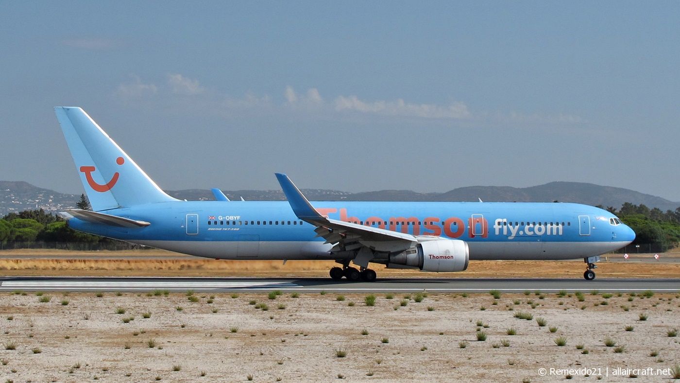 G-OBYF (28208) 1998 Boeing 767-304 ER WL