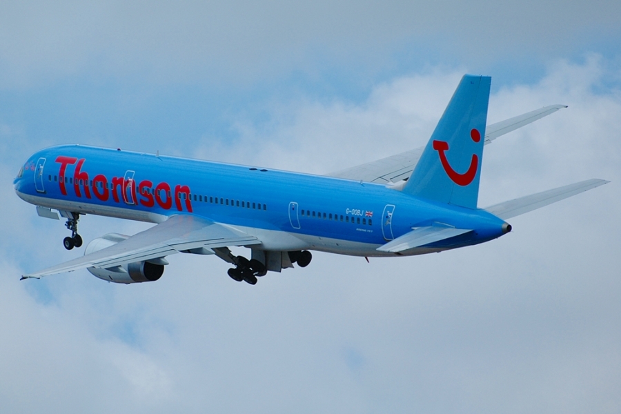 G-OOBJ (27147) 1993 Boeing 757-2B7