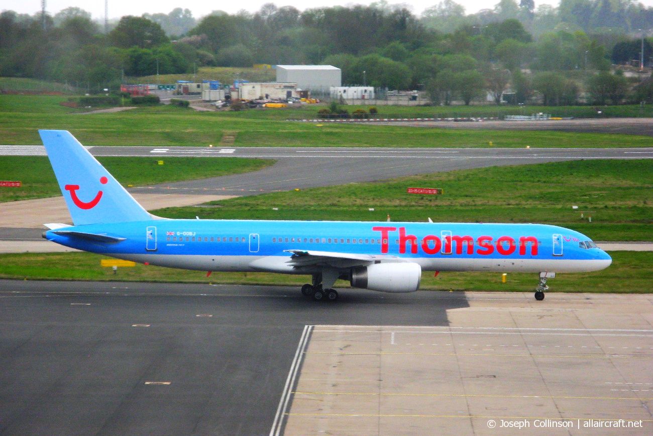 G-OOBJ (27147) 1993 Boeing 757-2B7
