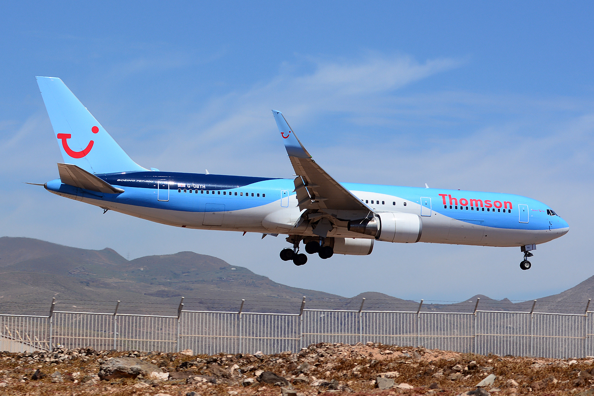 G-OBYH (28883) 1999 Boeing 767-304 ER WL