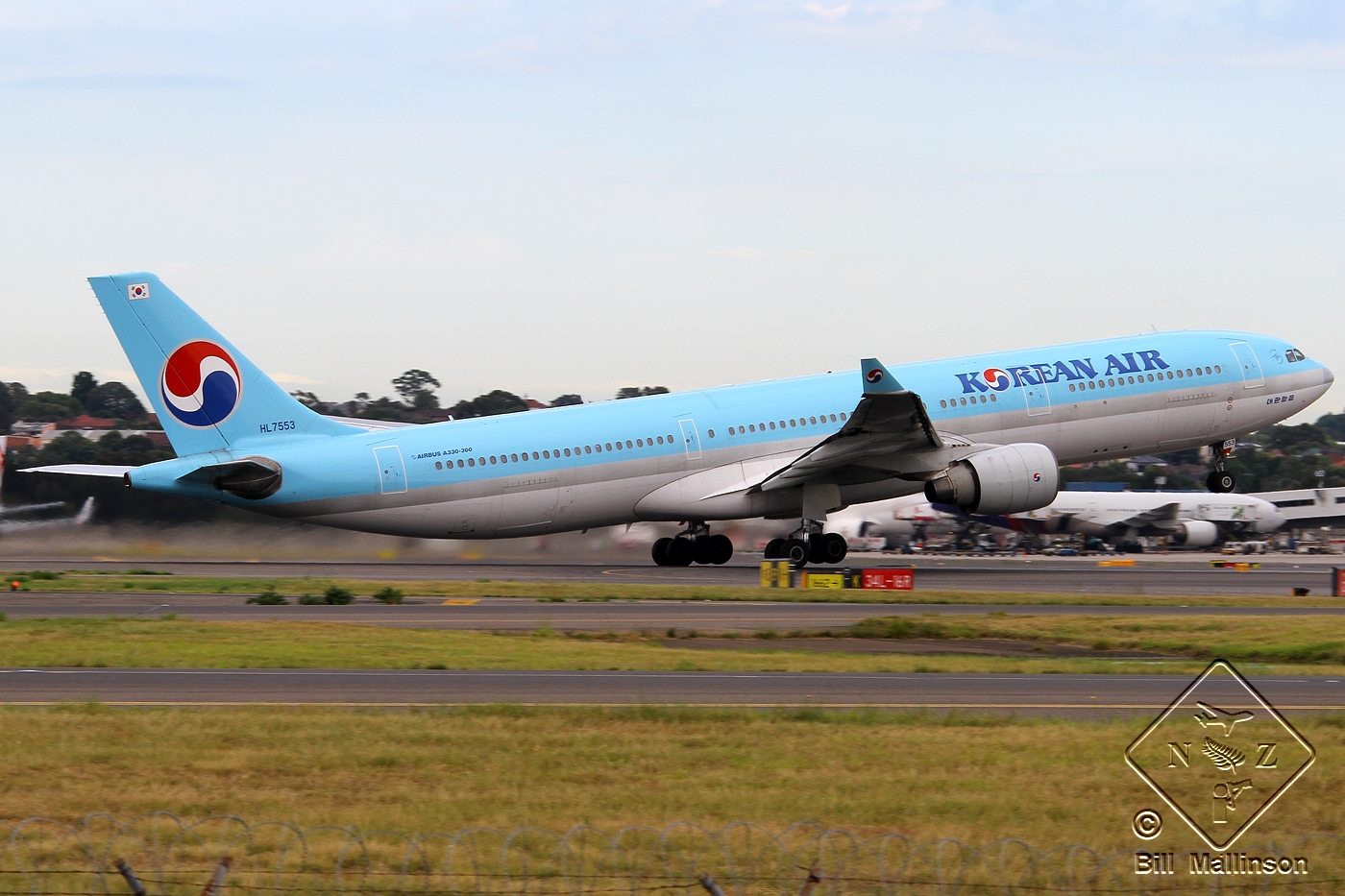 HL7553 (267) 1999 Airbus A330-323