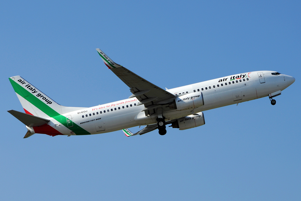 EI-EOJ (33022) 2005 Boeing 737-8BK(WL)
