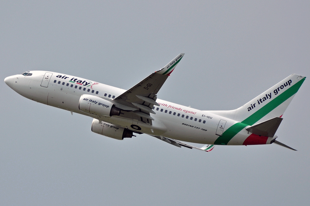 EI-IGU (cn 32422) Boeing 737-73V